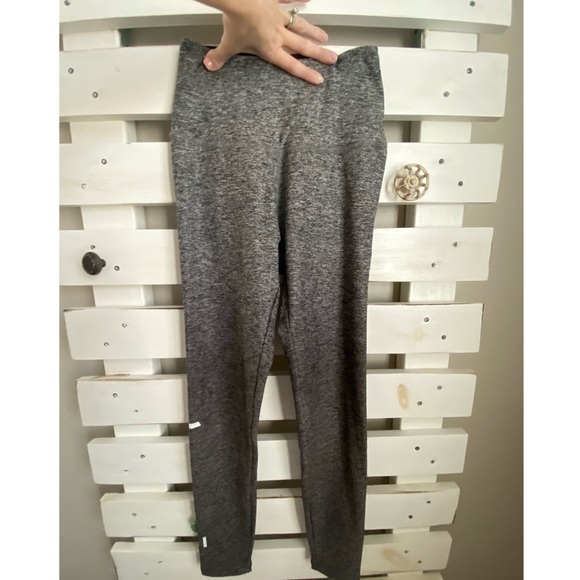 Beyond Yoga leggings - Picture 2 of 2